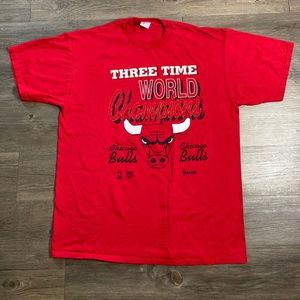 Vintage Chicago Bulls Three Time World Champions Shirt XL